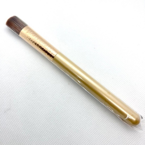 𝅺motd COSMETICS Mr. Handyman Large Shader Brush - Picture 3 of 4